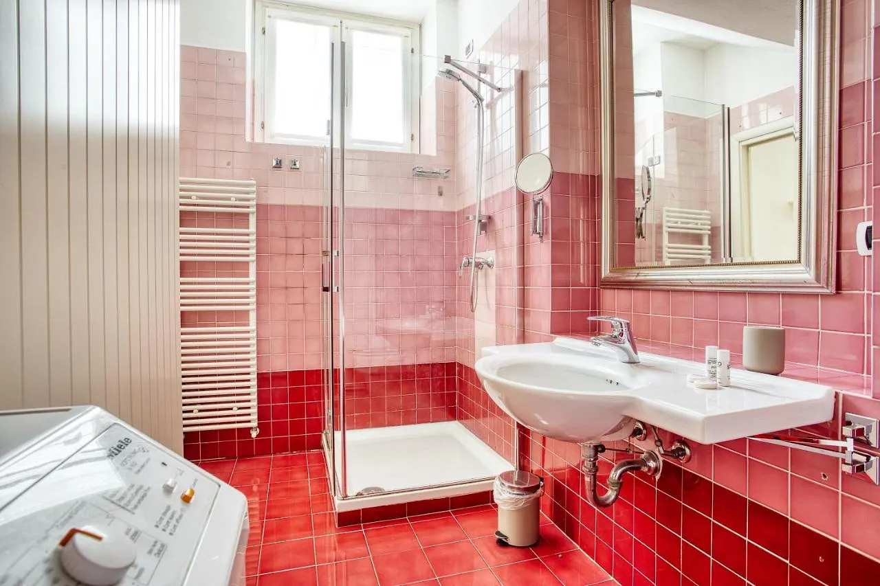 Joivy Trendy Apt Near Sforzesco Castle Милан Апартаменты